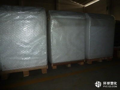 艾瑪AH-100A螺桿機(jī) 75KW直聯(lián)動(dòng)力，賦能泡沫箱高效生產(chǎn)